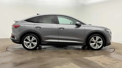 4 of 10 for Audi Q4 e-tron Q4 Sportback S line 40 e-tron 150,00 kW