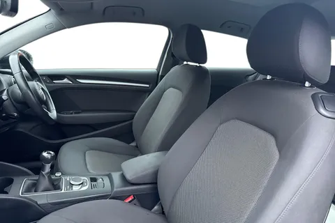 EO67MZT Audi A3 1.5 TFSI CoD SE Euro 6 (s/s) 3dr Thumbnail #17