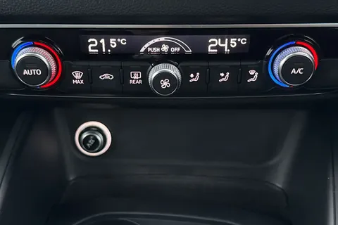 EO67MZT Audi A3 1.5 TFSI CoD SE Euro 6 (s/s) 3dr Thumbnail #23