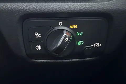 EO67MZT Audi A3 1.5 TFSI CoD SE Euro 6 (s/s) 3dr Thumbnail #36