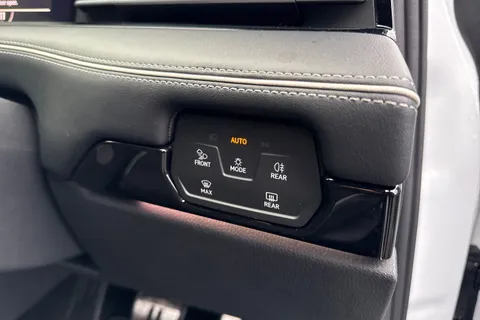 KR25OKD Volkswagen Id.7 210kW Match Pro 77kWh⭐20''Montreal'  Alloys| Interior Pack | Exterior Pack Thumbnail #41