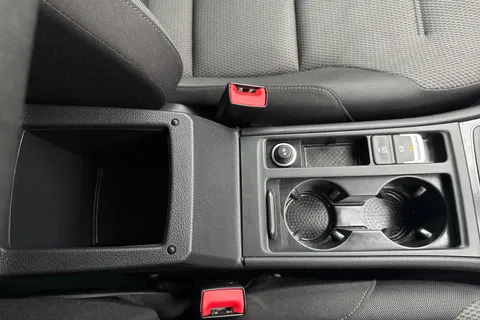 42 of 52 for Volkswagen Golf 1.5 TSI EVO Match Edition Euro 6 (s/s) 5dr