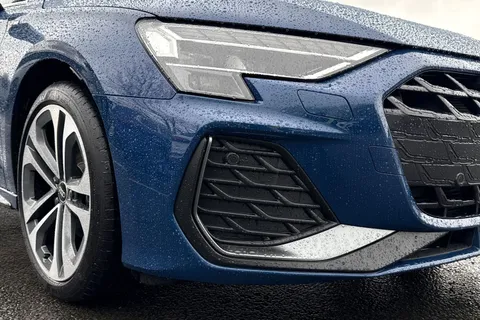  Audi A3 1.5 TFSI S line Euro 6 (s/s) 4dr Thumbnail #9