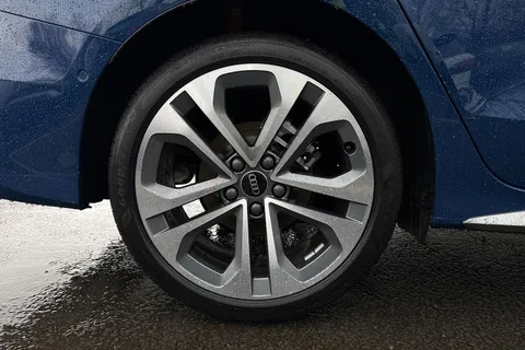  Audi A3 1.5 TFSI S line Euro 6 (s/s) 4dr Thumbnail #13