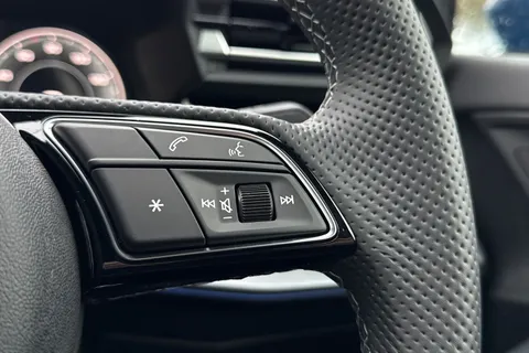  Audi A3 1.5 TFSI S line Euro 6 (s/s) 4dr Thumbnail #37