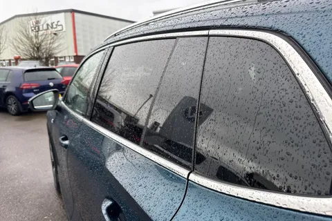 DE25VPD Volkswagen Tiguan 1.5 TSI 272 eHybrid R-Line 5dr DSG ⭐IQ Lights, Driver & Info Pack⭐ Thumbnail #36