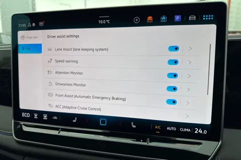 DE25VPD Volkswagen Tiguan 1.5 TSI 272 eHybrid R-Line 5dr DSG ⭐IQ Lights, Driver & Info Pack⭐ Thumbnail #53