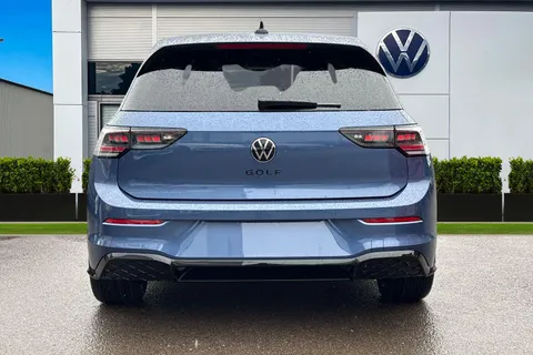  Volkswagen Golf 1.5 TSI Black Edition Euro 6 (s/s) 5dr Thumbnail #5