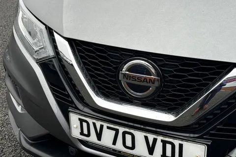 DV70VDL Nissan Qashqai 1.3 DiG-T 160 Acenta Premium 5dr DCT Thumbnail #28