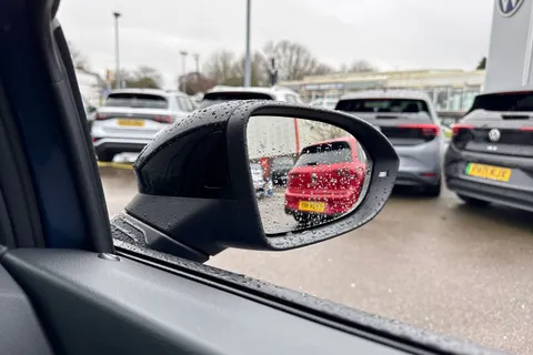  Volkswagen Golf 1.5 TSI Black Edition Euro 6 (s/s) 5dr Thumbnail #38