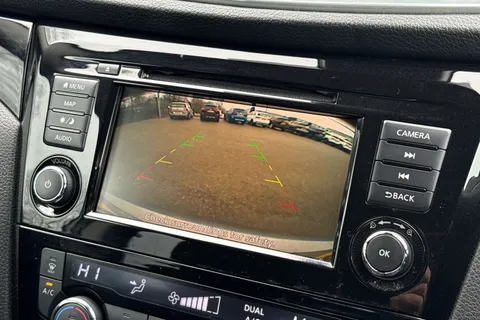 DV70VDL Nissan Qashqai 1.3 DiG-T 160 Acenta Premium 5dr DCT Thumbnail #45