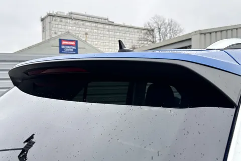 32 of 54 for Volkswagen T-Roc 1.5 TSI EVO SEL DSG Euro 6 (s/s) 5dr