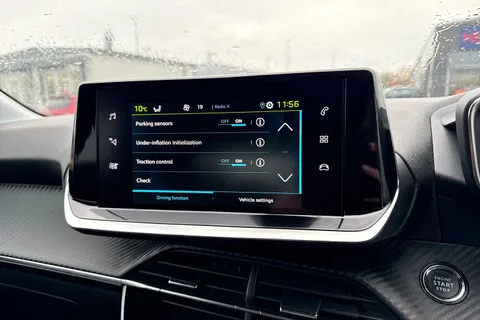 EK22LWH PEUGEOT e-208 50kWh Allure Premium Auto 5dr (7kW Charger) Thumbnail #51