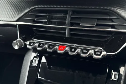 EK22LWH PEUGEOT e-208 50kWh Allure Premium Auto 5dr (7kW Charger) Thumbnail #56