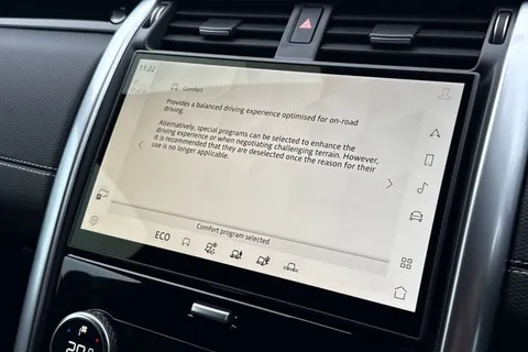 36 of 50 for Land Rover Discovery 3.0 D350 SE Commercial