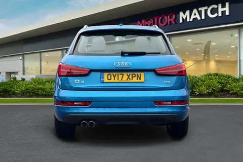 OY17XPN Audi Q3 2.0 TDI SE 5dr Thumbnail #5