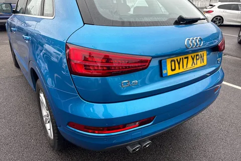 OY17XPN Audi Q3 2.0 TDI SE 5dr Thumbnail #16