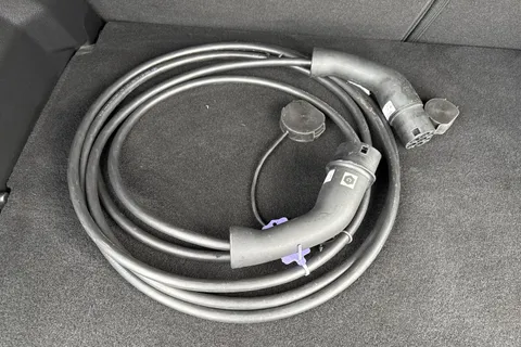 RE24WZG PEUGEOT e-2008 50kWh Allure Auto 5dr (7kW Charger) Thumbnail #25