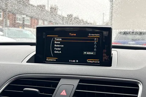 OY17XPN Audi Q3 2.0 TDI SE 5dr Thumbnail #28