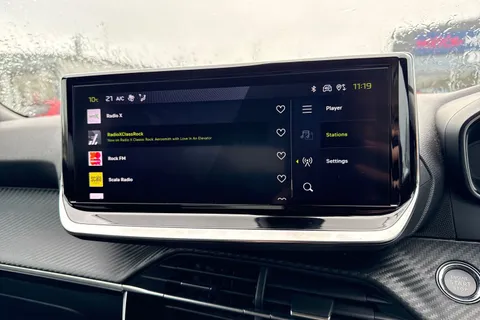 RE24WZG PEUGEOT e-2008 50kWh Allure Auto 5dr (7kW Charger) Thumbnail #34