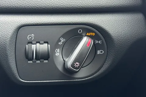 OY17XPN Audi Q3 2.0 TDI SE 5dr Thumbnail #36