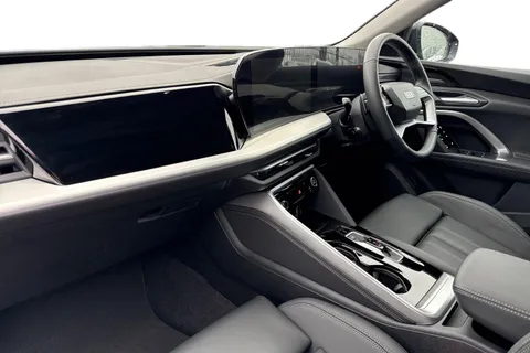  Audi Q5 2.0 TDI Sport S Tronic quattro Euro 6 (s/s) 5dr Thumbnail #15