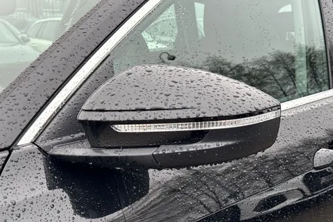  Audi Q5 2.0 TDI Sport S Tronic quattro Euro 6 (s/s) 5dr Thumbnail #25