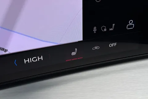  Audi Q5 2.0 TDI Sport S Tronic quattro Euro 6 (s/s) 5dr Thumbnail #39