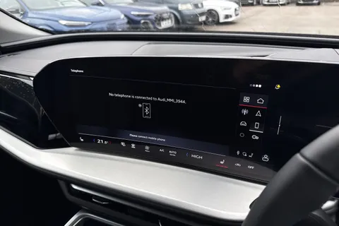  Audi Q5 2.0 TDI Sport S Tronic quattro Euro 6 (s/s) 5dr Thumbnail #44