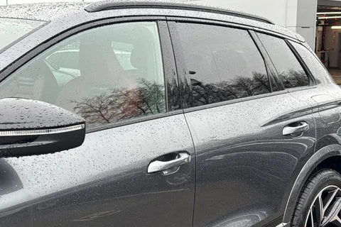  Audi Sq6 E-Tron 100kWh S Edition 1 Auto quattro 5dr Thumbnail #26