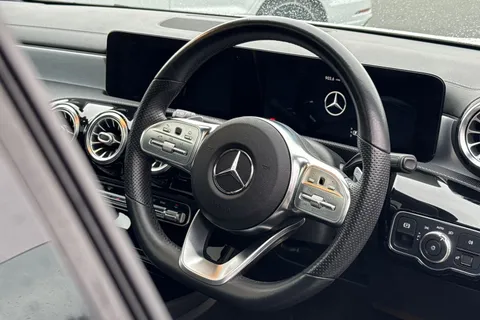 LO70VYN Mercedes-Benz Cla Class 1.3 CLA180 AMG Line (Premium Plus 2) Coupe 7G-DCT Euro 6 (s/s) 4dr Thumbnail #33
