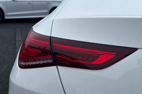 LO70VYN Mercedes-Benz Cla Class 1.3 CLA180 AMG Line (Premium Plus 2) Coupe 7G-DCT Euro 6 (s/s) 4dr Thumbnail #35