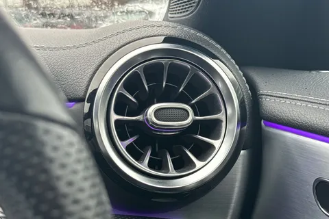 LO70VYN Mercedes-Benz Cla Class 1.3 CLA180 AMG Line (Premium Plus 2) Coupe 7G-DCT Euro 6 (s/s) 4dr Thumbnail #50