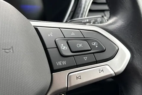 37 of 54 for Volkswagen T-Cross 1.0 TSI SEL Euro 6 (s/s) 5dr