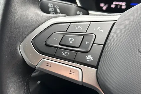 39 of 54 for Volkswagen T-Cross 1.0 TSI SEL Euro 6 (s/s) 5dr