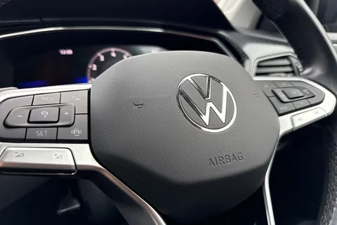 41 of 54 for Volkswagen T-Cross 1.0 TSI SEL Euro 6 (s/s) 5dr