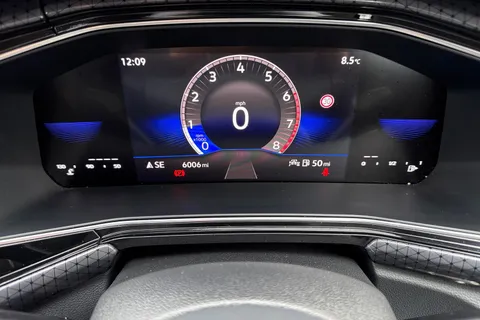 45 of 54 for Volkswagen T-Cross 1.0 TSI SEL Euro 6 (s/s) 5dr