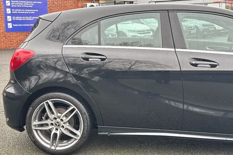 29 of 50 for Mercedes-Benz A Class 1.5 A180d AMG Line 7G-DCT Euro 6 (s/s) 5dr