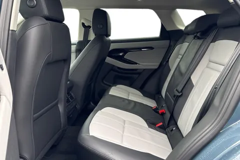KM74EHX Land Rover Range Rover Evoque 2.0 D200 Dynamic SE 5dr Thumbnail #5