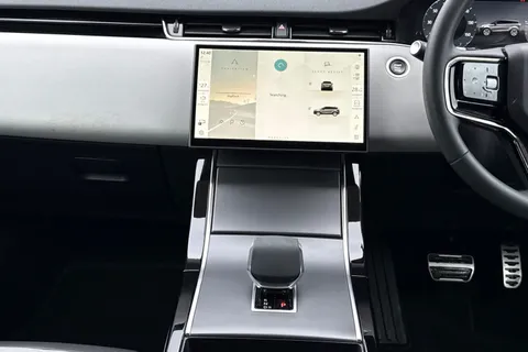 KM74EHX Land Rover Range Rover Evoque 2.0 D200 Dynamic SE 5dr Thumbnail #16