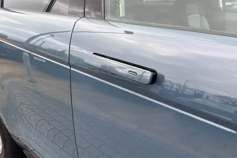 KM74EHX Land Rover Range Rover Evoque 2.0 D200 Dynamic SE 5dr Thumbnail #31