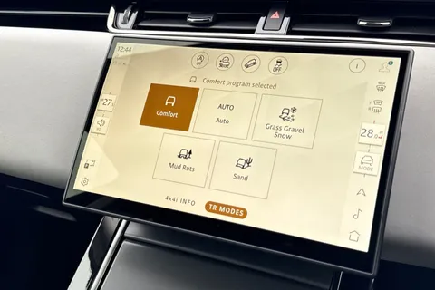 KM74EHX Land Rover Range Rover Evoque 2.0 D200 Dynamic SE 5dr Thumbnail #40