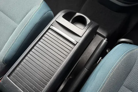 LXZ5901 Citroën Berlingo 1.6 BlueHDi Feel Multispace MPV ETG6 Euro 6 (s/s) 5dr Thumbnail #24