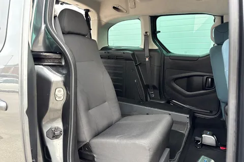 LXZ5901 Citroën Berlingo 1.6 BlueHDi Feel Multispace MPV ETG6 Euro 6 (s/s) 5dr Thumbnail #30