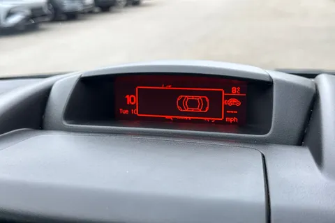 LXZ5901 Citroën Berlingo 1.6 BlueHDi Feel Multispace MPV ETG6 Euro 6 (s/s) 5dr Thumbnail #44