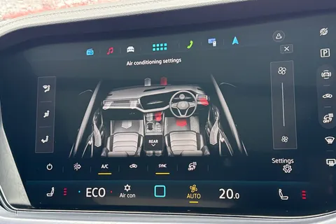 AU75NTN Volkswagen Touareg 3.0 V6 TDI 4Motion 286 Black Edition 5dr Tip Auto | Tow Bar | Area View Cam Thumbnail #23