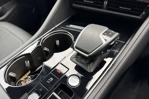 AU75NTN Volkswagen Touareg 3.0 V6 TDI 4Motion 286 Black Edition 5dr Tip Auto | Tow Bar | Area View Cam Thumbnail #24