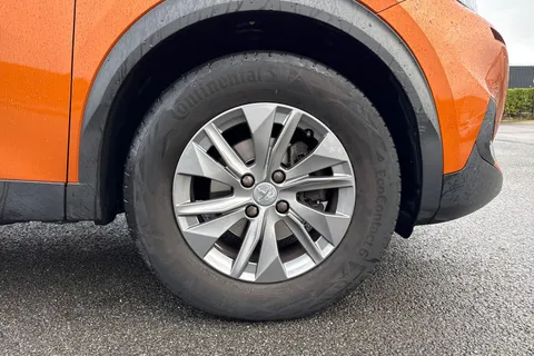 DE23FGV PEUGEOT 2008 1.2 PureTech Active Premium + Euro 6 (s/s) 5dr Thumbnail #11