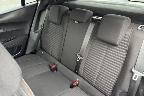 DE23FGV PEUGEOT 2008 1.2 PureTech Active Premium + Euro 6 (s/s) 5dr Thumbnail #20