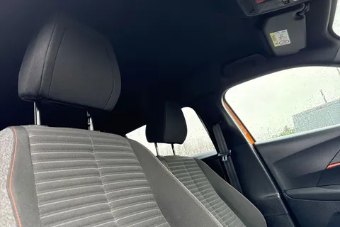 DE23FGV PEUGEOT 2008 1.2 PureTech Active Premium + Euro 6 (s/s) 5dr Thumbnail #25